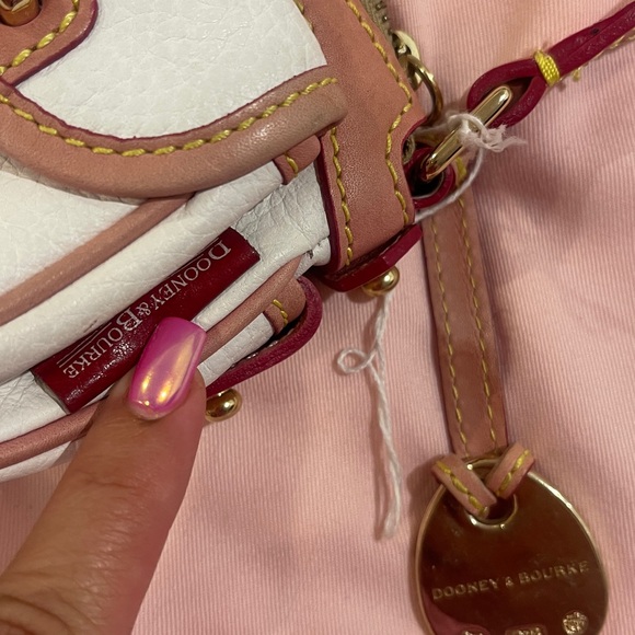 Dooney and Bourke shoulder purse - Picture 6 of 10